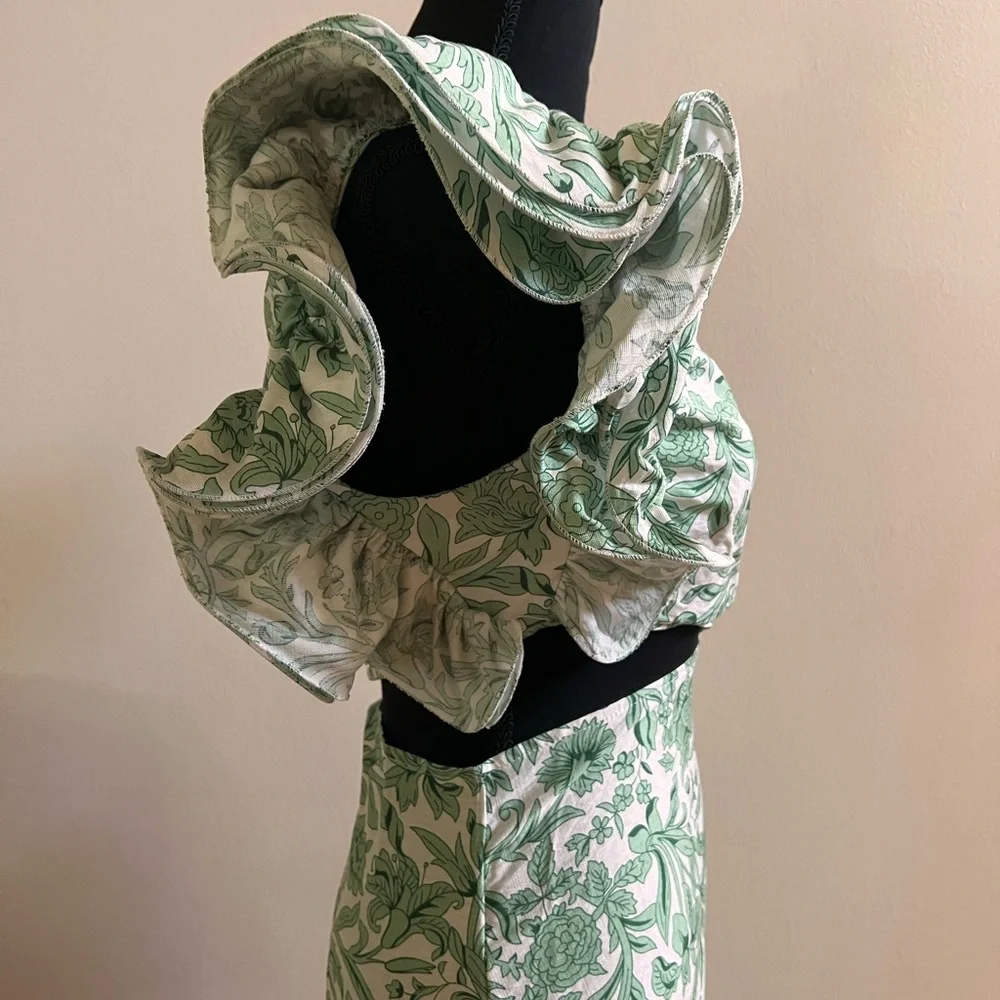 Floral Green and White One-Shoulder Dress - Picture 3 of 4